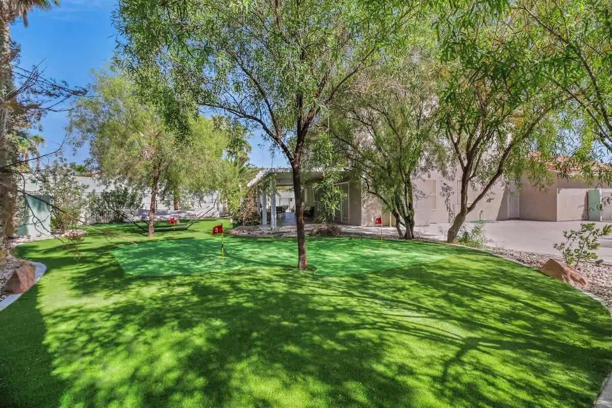 Villa Heated Pool With Cabana & Game-Room 15 Min To Strip Las Vegas United States