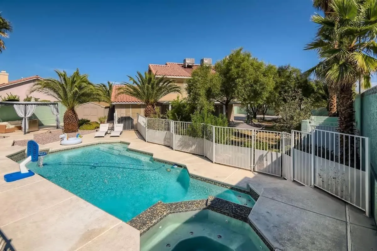 Heated Pool With Cabana & Game-Room 15 Min To Strip Las Vegas