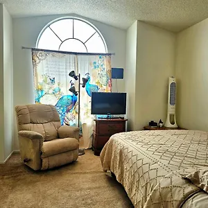 Homestay Private In A House Close To Red Rock & Vegas Strip, Las Vegas