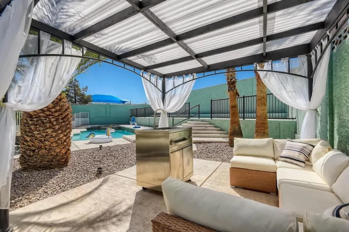 Heated Pool With Cabana & Game-Room 15 Min To Strip Las Vegas